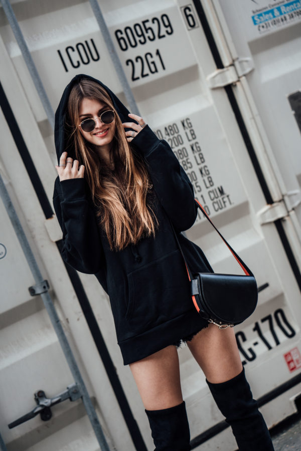 all black spring outfit