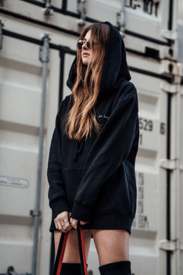 Hoodie with oversized hood