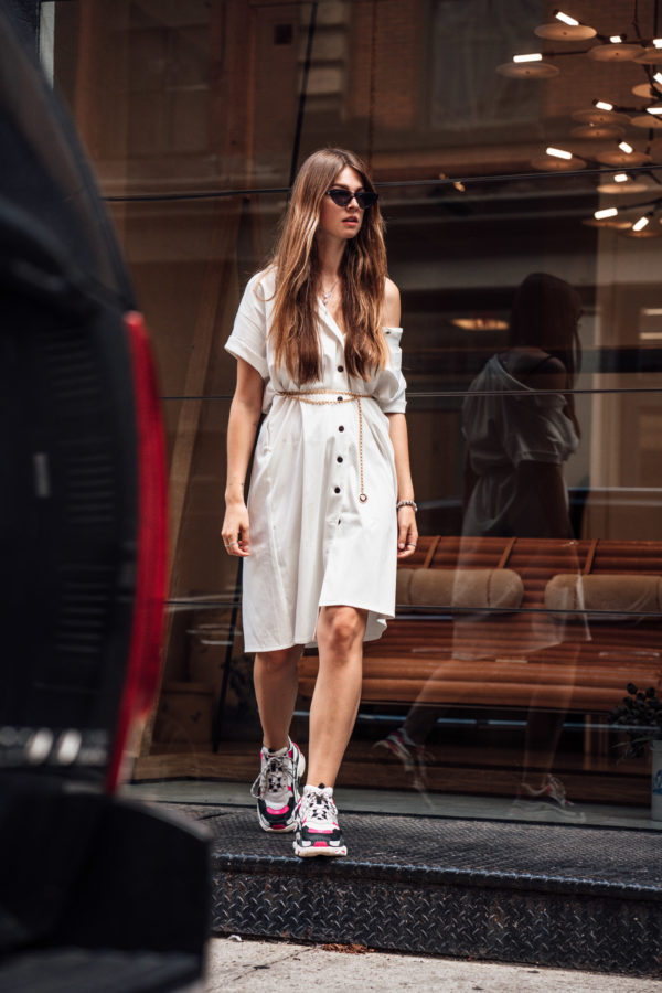 New York Streetstyle: White Button Down Dress || Fashionblog Berlin