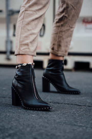 Sol Sana Boots with zipper