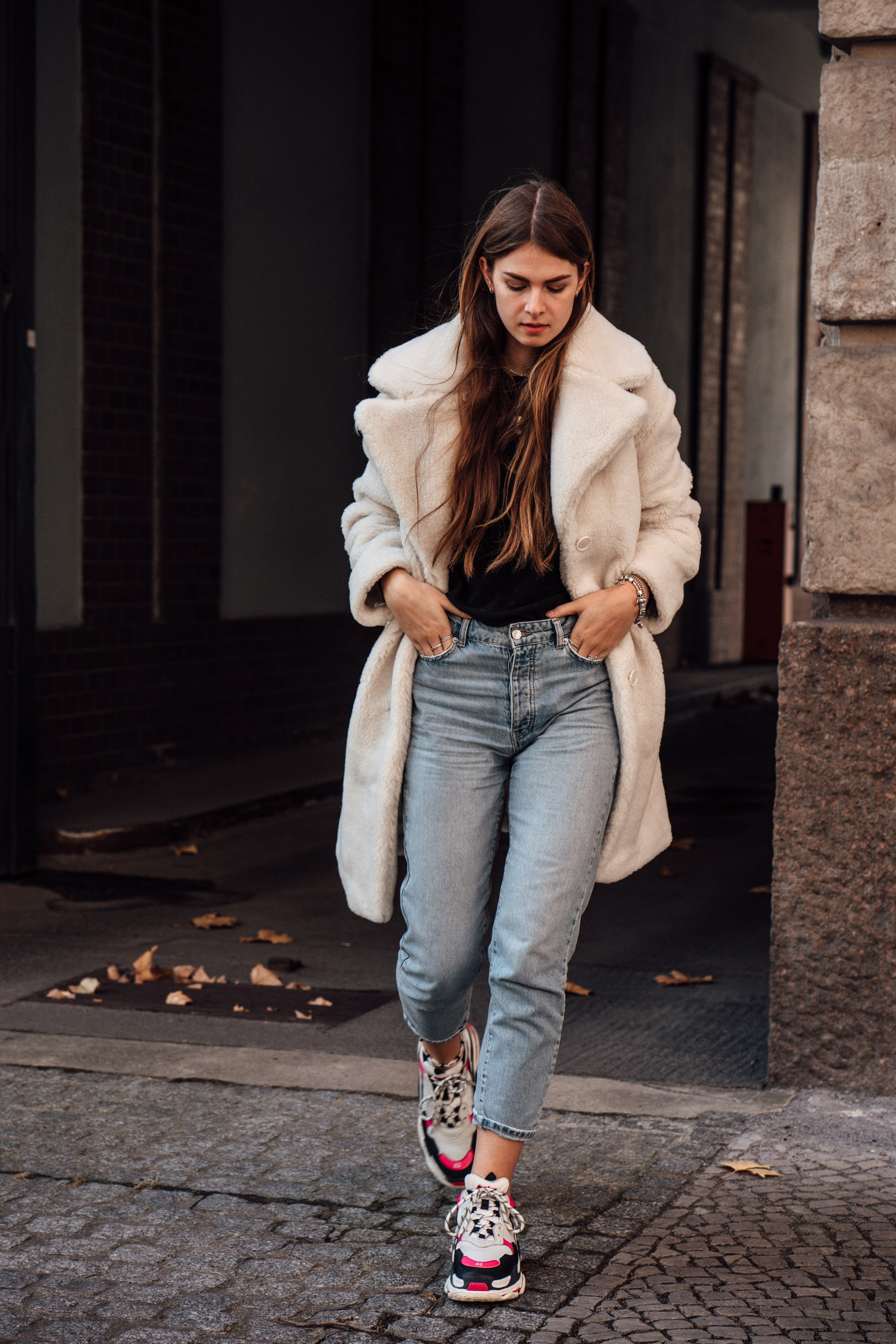 instagram teddy coat outfit