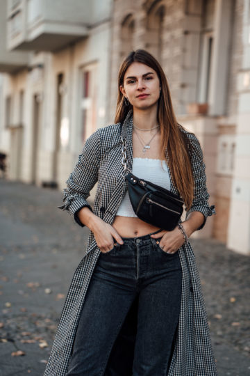 how to style a belt bag