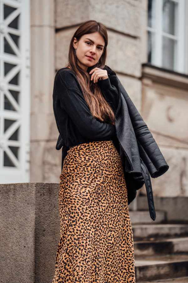 wearing leopard print in winter