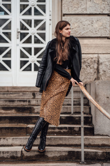 Winter Outfit with Midi Skirt, Shearling Jacket and Leather Boots