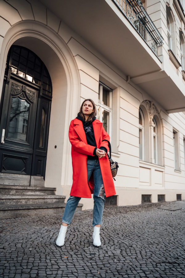 how to wear Boyfriend Jeans