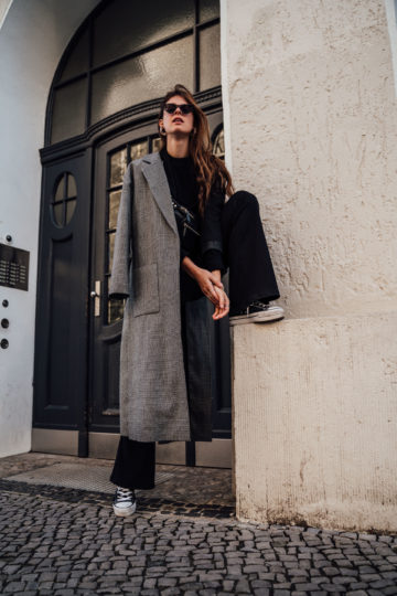 how to wear a long coat