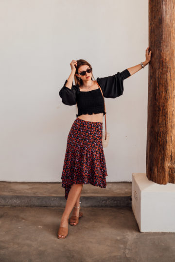 how to wear an asymmetric skirt