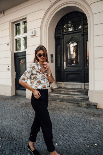 Shirt with flower Print