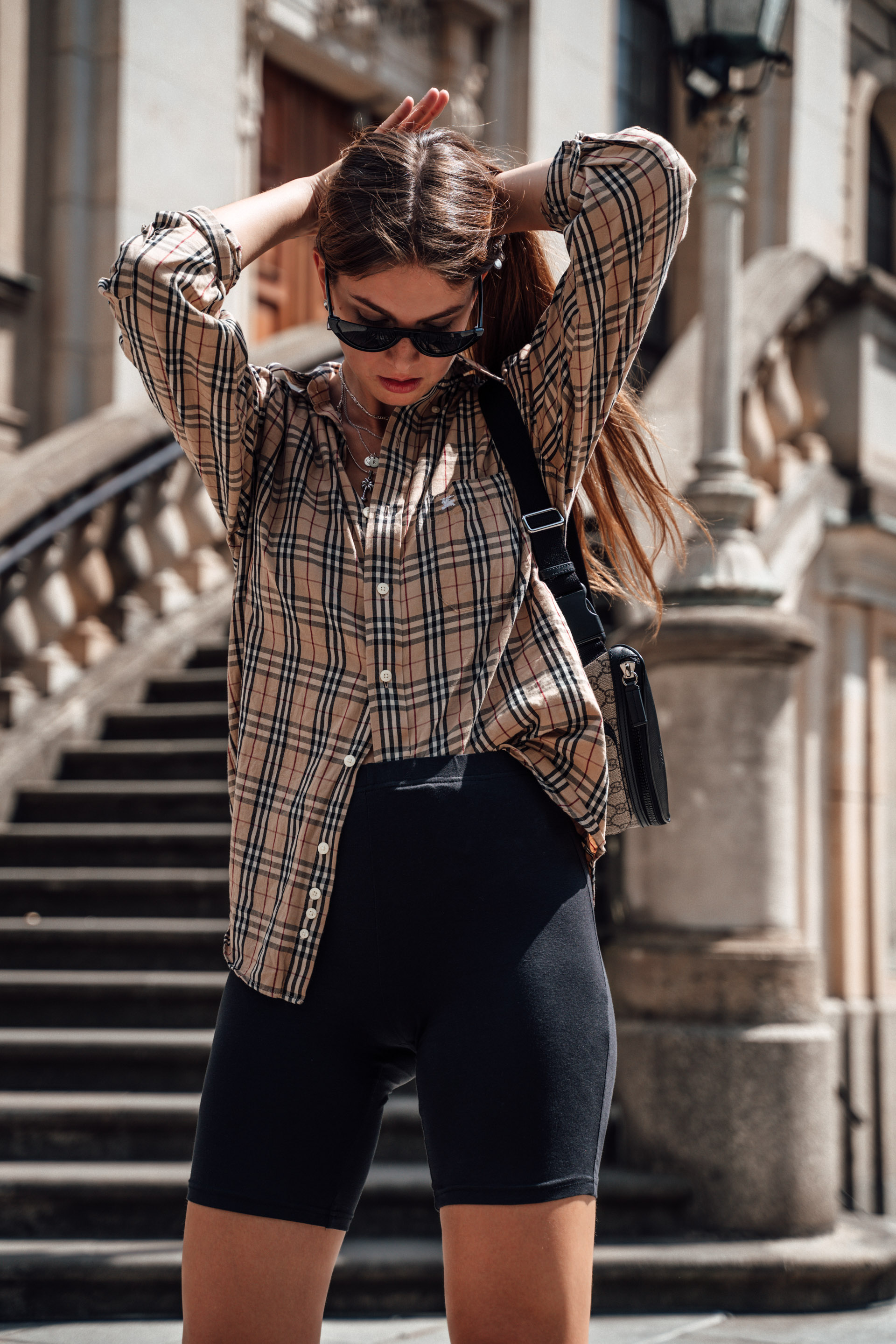 Combining Cycling Shorts with an oversized Shirt Fashionblog Berlin