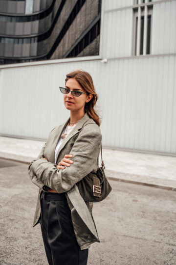 Wie trägt man einen Boyfriend Blazer