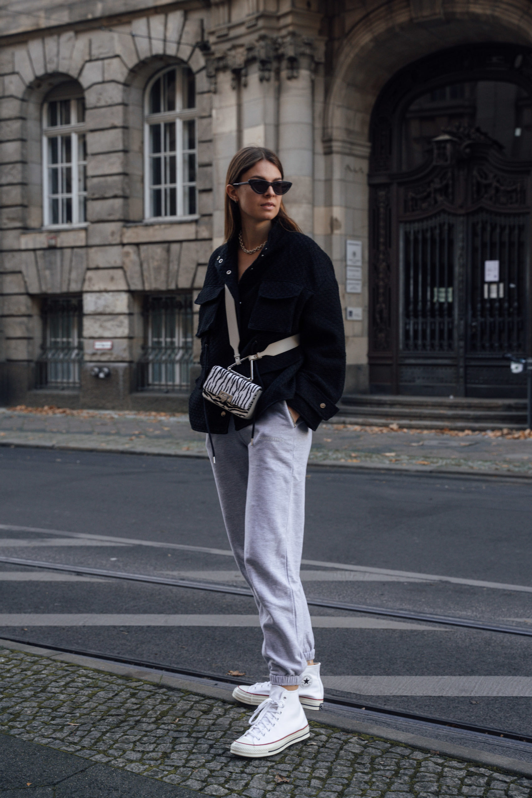 Outfitideen fur den Jogginghosen Trend 2021 Wie tragt man Sweatpants
